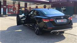 نیسان سێنترا